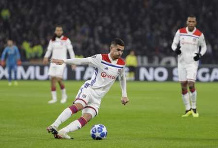 大量观众的 大量观众的